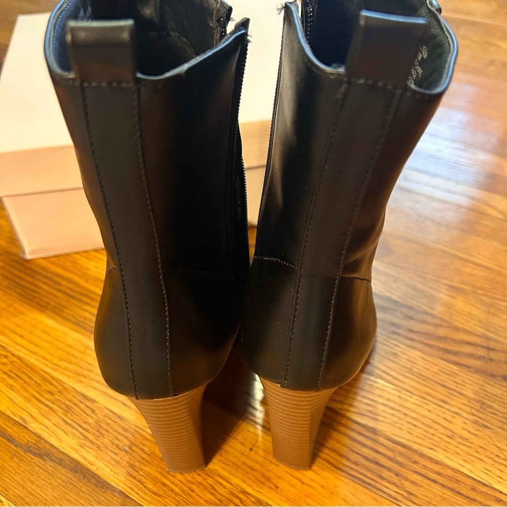 JustFab Boots - Picture 7 of 10